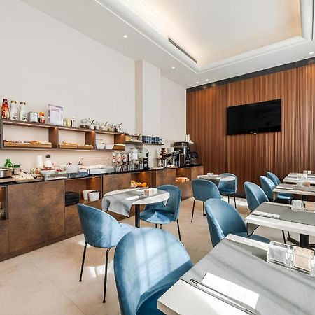 בולוניה Astoria Deluxe Rooms מראה חיצוני תמונה